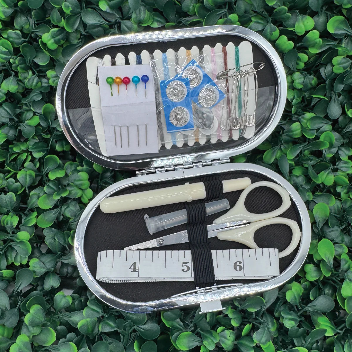 Simply Southernยฎ Navy Gingham Sewing Kit