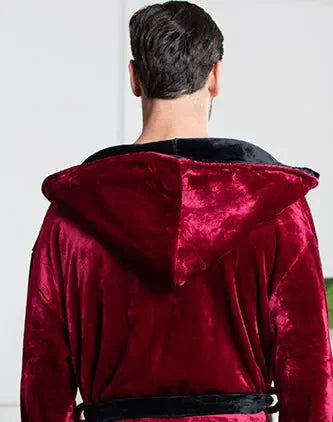 Menโs Robe with Hood โ Ultra-Soft Plush Comfort for Everyday Use