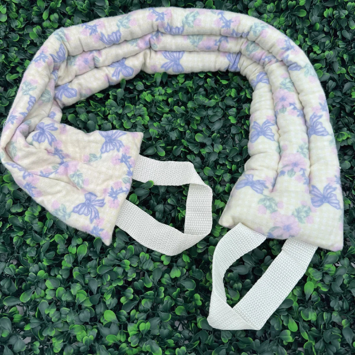 Simply Southernยฎ Weighted Neck Wrap Yellow Floral