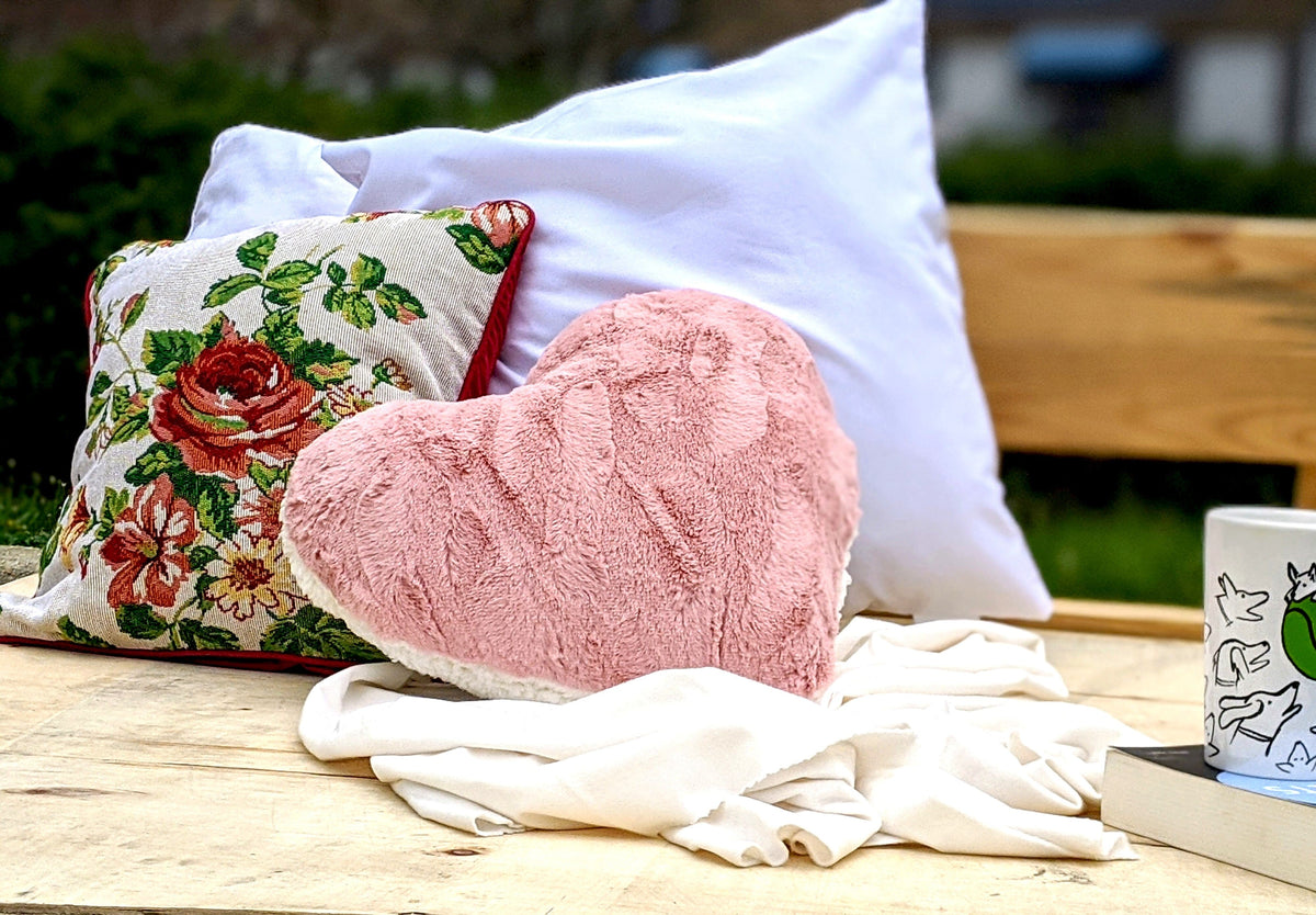 Tache Sweet Roses Vintage Ivory Woven Tapestry Throw Pillow Cover (17593CC)