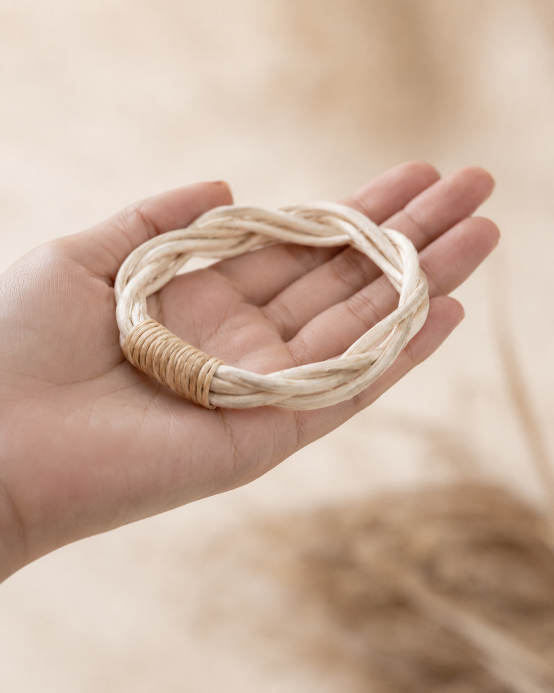 Thin Twist Bangle