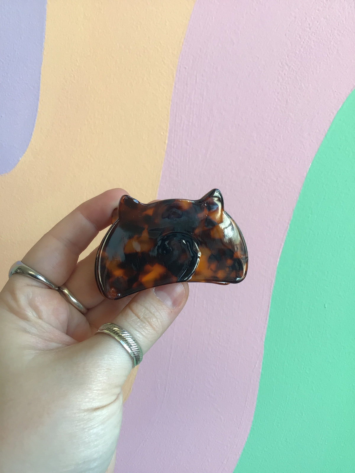 Tantalizing Terrazzo Hair Claws