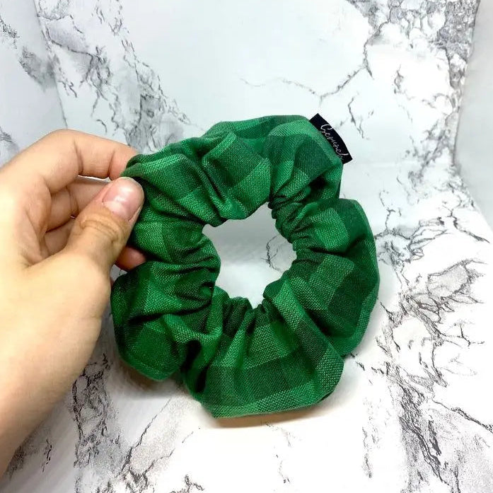 Mini Green Plaid Christmas Scrunchie