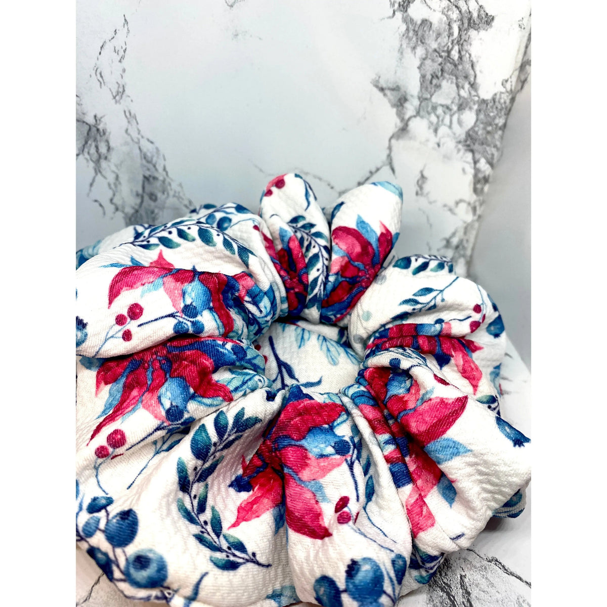 Floral Poinsettia Christmas Bullet Scrunchie