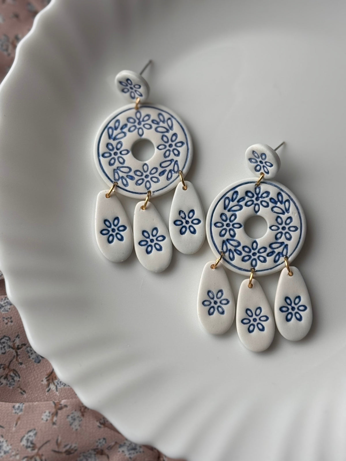 Nikki, in Porcelain