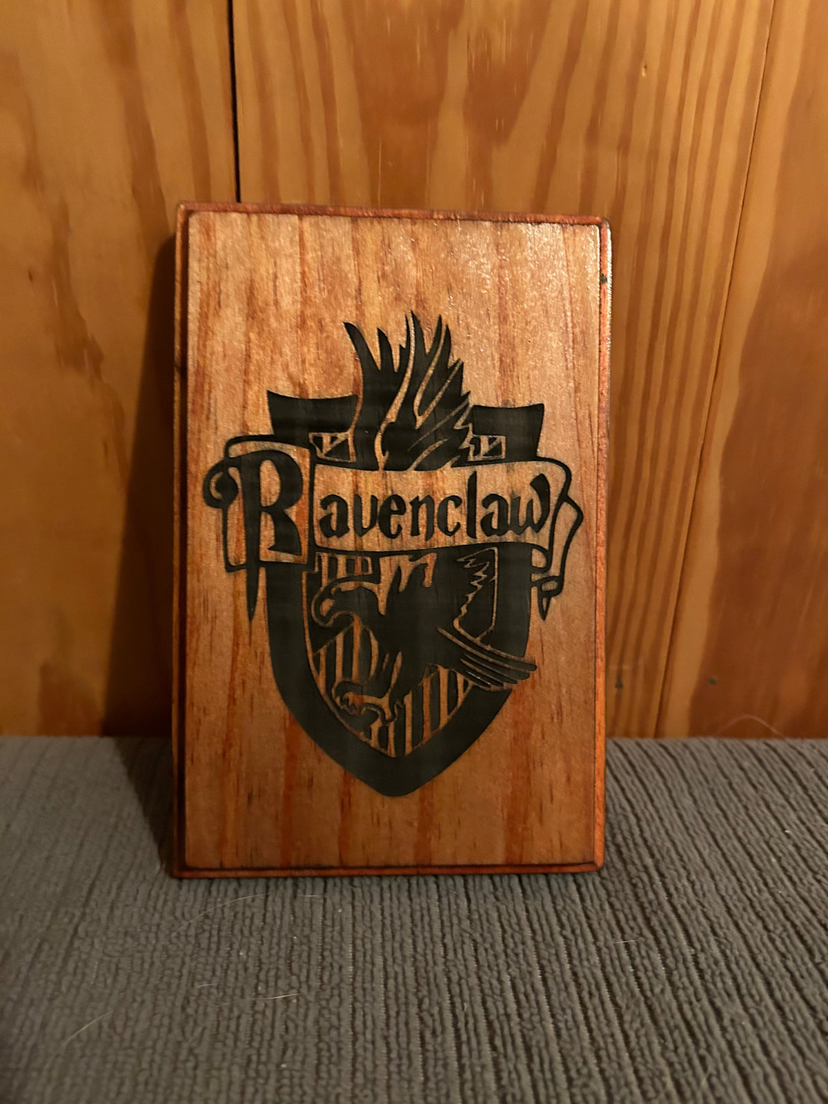 Potter Wall Crest