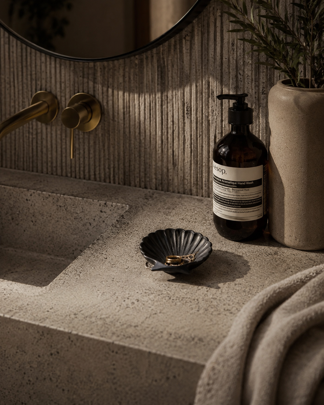 Stucco Shell Trinket Tray