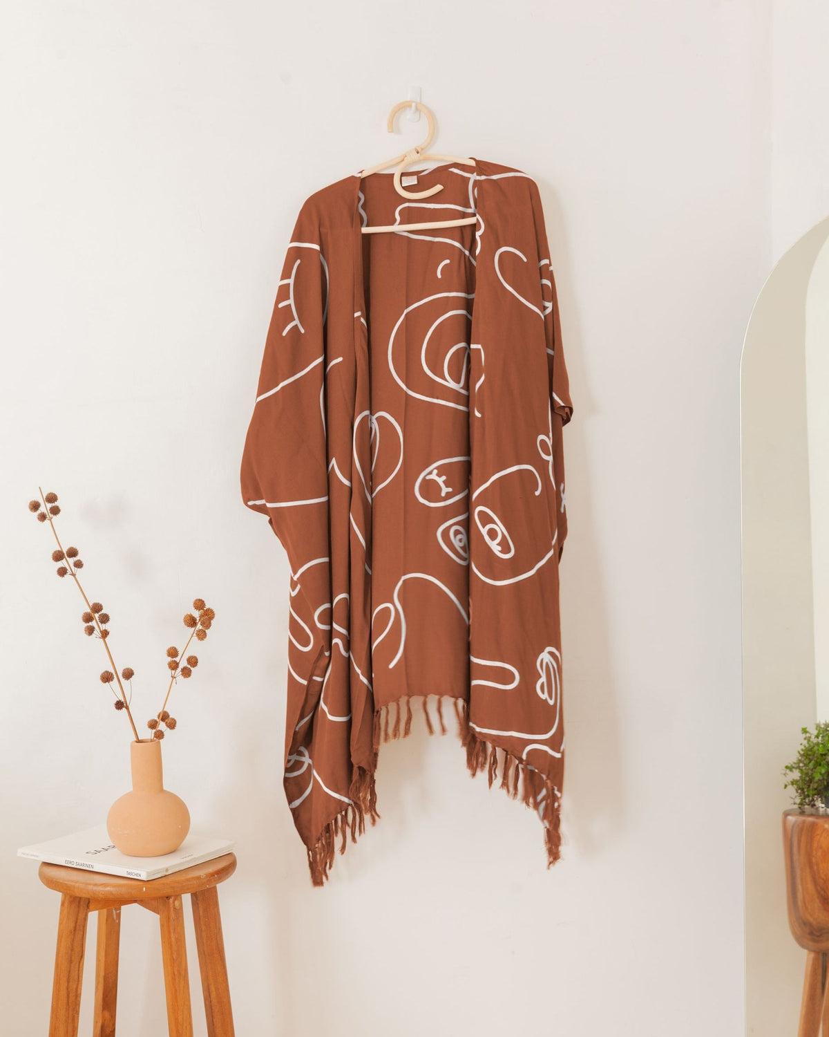 Faces Kimono