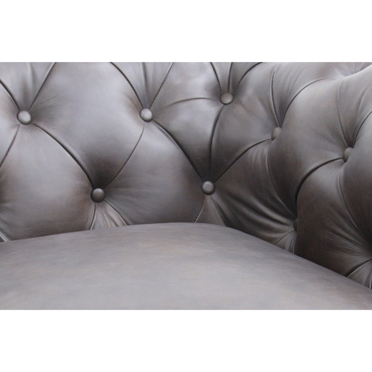 Belgravia Chesterfield Top Grain Leather Club Chair – Classic Tufted Armchair in Premium Finishes