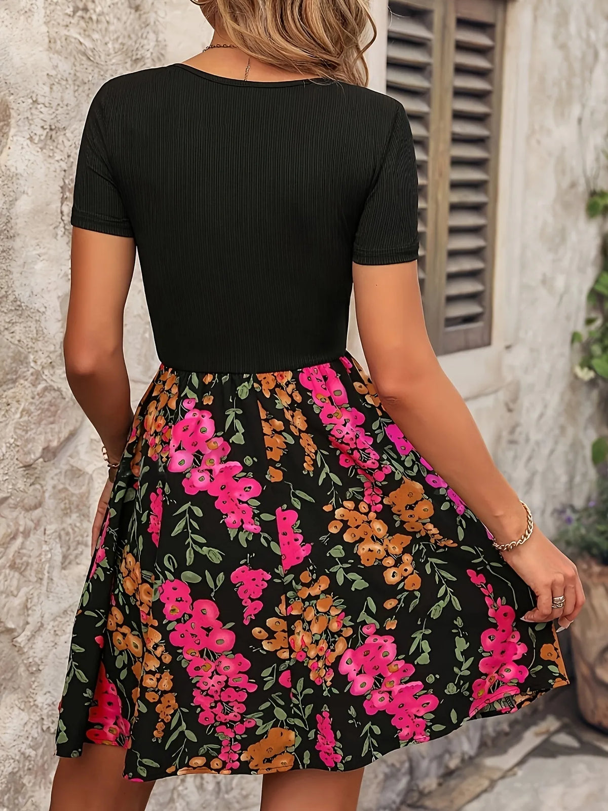 Floral Print Short Sleeve Mini Dress