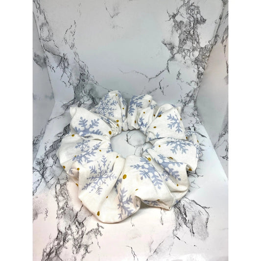 White Snowflake Christmas Scrunch